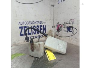 Gebruikte Hoofdremcilinder Citroen Berlingo Cinqspace, Multispace 1.6 BlueHDI 75 Prijs € 47,25 Margeregeling aangeboden door Zelissen V.O.F. autodemontage