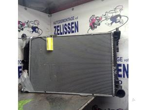Gebruikte Radiateur Mercedes E Estate (S212) E-200 CDI 16V BlueEfficiency,BlueTEC Prijs € 141,75 Margeregeling aangeboden door Zelissen V.O.F. autodemontage