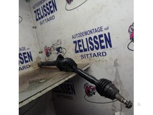 Gebruikte Aandrijfas rechts-voor Mercedes A (W168) 1.9 A-190 Prijs € 52,50 Margeregeling aangeboden door Zelissen V.O.F. autodemontage