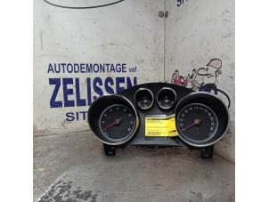 Gebruikte Cockpit Opel Astra J Sports Tourer (PD8/PE8/PF8) 1.4 16V ecoFLEX Prijs € 84,00 Margeregeling aangeboden door Zelissen V.O.F. autodemontage