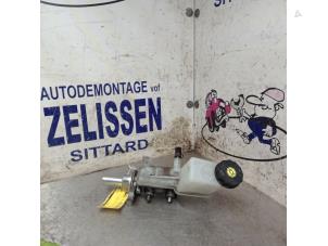 Gebruikte Hoofdremcilinder Mazda 6 SportBreak (GH19/GHA9) 2.2 CDVi 16V 130 Prijs € 47,25 Margeregeling aangeboden door Zelissen V.O.F. autodemontage