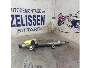 Gebruikte Injector brug Mazda 6 SportBreak (GH19/GHA9) 2.2 CDVi 16V 130 Prijs € 84,00 Margeregeling aangeboden door Zelissen V.O.F. autodemontage