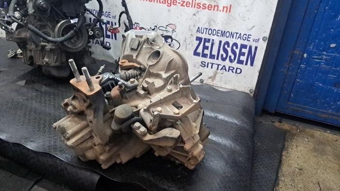 Gebruikte Versnellingsbak Fiat Doblo Prijs € 525,00 Margeregeling aangeboden door Zelissen V.O.F. autodemontage