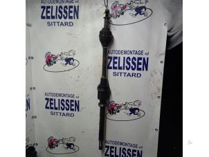 Gebruikte Steekas rechts-voor Ford Transit Custom 2.0 TDCi 16V Eco Blue 105 Prijs € 183,75 Margeregeling aangeboden door Zelissen V.O.F. autodemontage