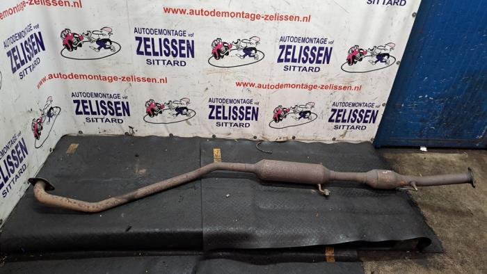 Gebruikte Katalysator Toyota Avensis Wagon (T25/B1E) 1.8 16V VVT-i Prijs € 200,00 Margeregeling aangeboden door Zelissen V.O.F. autodemontage