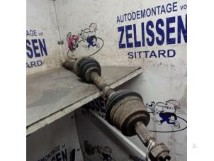 Gebruikte Steekas rechts-voor Alfa Romeo GT (937) 2.0 JTS 16V Prijs € 52,50 Margeregeling aangeboden door Zelissen V.O.F. autodemontage