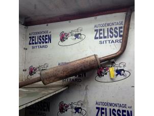 Gebruikte Uitlaat Middendemper Renault Megane II Grandtour (KM) 2.0 16V Prijs € 52,50 Margeregeling aangeboden door Zelissen V.O.F. autodemontage