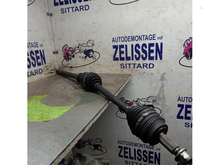 Gebruikte Steekas links-voor Renault Master II (FD/HD) 2.5 dCi 16V 100 Prijs € 99,75 Margeregeling aangeboden door Zelissen V.O.F. autodemontage