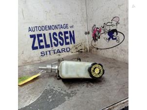Gebruikte Hoofdremcilinder Opel Antara (LA6) 2.4 16V 4x4 Prijs € 31,50 Margeregeling aangeboden door Zelissen V.O.F. autodemontage