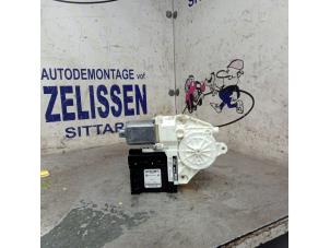 Gebruikte Motor electrisch raam Audi A3 Sportback (8PA) 1.4 TFSI 16V Prijs € 42,00 Margeregeling aangeboden door Zelissen V.O.F. autodemontage