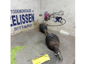 Gebruikte Cardanas links-voor (VWA) Opel Antara (LA6) 2.4 16V 4x4 Prijs € 131,25 Margeregeling aangeboden door Zelissen V.O.F. autodemontage