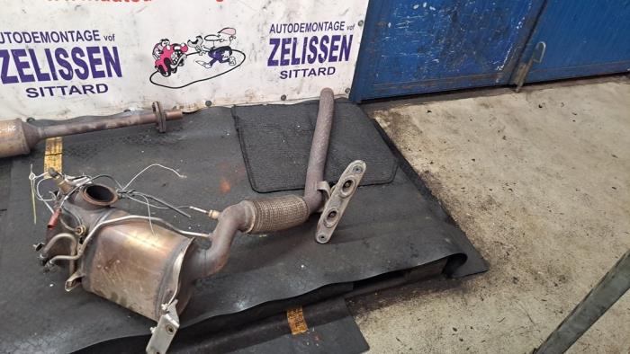 Gebruikte Roetfilter Volkswagen Passat Variant (3C5) 2.0 TDI 16V 140 Prijs € 300,00 Margeregeling aangeboden door Zelissen V.O.F. autodemontage
