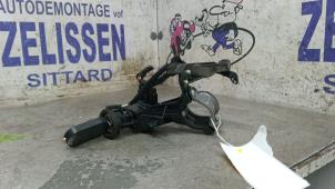 Gebruikte Sleutel + Contactslot Renault Clio II (BB/CB) 1.6 16V Prijs € 78,75 Margeregeling aangeboden door Zelissen V.O.F. autodemontage