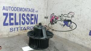 Gebruikte Aanjager Volkswagen Golf VI (5K1) 1.6 Prijs € 42,00 Margeregeling aangeboden door Zelissen V.O.F. autodemontage