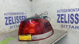 Gebruikte Achterlicht rechts Volkswagen Golf VI (5K1) 1.6 Prijs € 36,75 Margeregeling aangeboden door Zelissen V.O.F. autodemontage