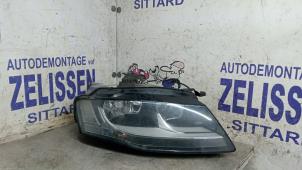 Gebruikte Koplamp rechts Audi A4 Avant (B8) 1.8 TFSI 16V Prijs € 236,25 Margeregeling aangeboden door Zelissen V.O.F. autodemontage