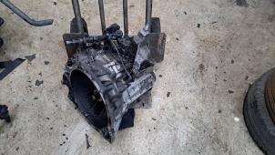 Gebruikte Versnellingsbak Ford Transit Connect 1.8 Tddi Prijs € 446,25 Margeregeling aangeboden door Zelissen V.O.F. autodemontage