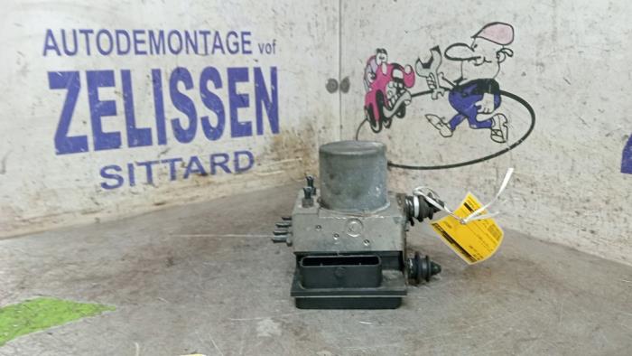 Gebruikte ABS Pomp Audi A4 Avant (B8) 1.8 TFSI 16V Prijs € 225,75 Margeregeling aangeboden door Zelissen V.O.F. autodemontage