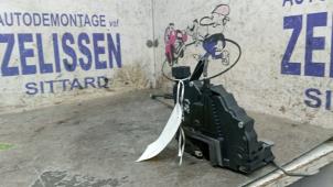 Gebruikte Portierslot Mechaniek 2Deurs links Fiat Ducato (250) 2.2 D 100 Multijet Euro 4 Prijs € 68,25 Margeregeling aangeboden door Zelissen V.O.F. autodemontage