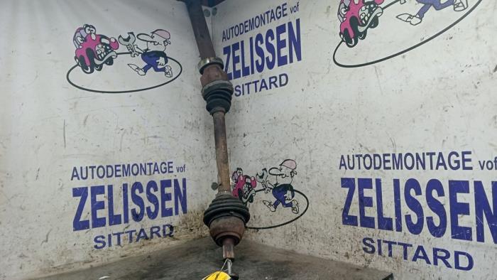 Gebruikte Steekas rechts-voor Ford Focus C-Max 1.6 16V Prijs € 42,00 Margeregeling aangeboden door Zelissen V.O.F. autodemontage