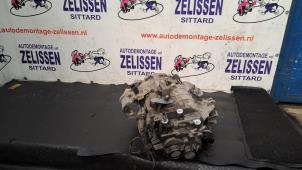 Gebruikte Versnellingsbak Mitsubishi Colt (Z2/Z3) 1.3 16V Prijs € 288,75 Margeregeling aangeboden door Zelissen V.O.F. autodemontage