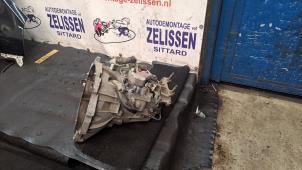 Gebruikte Versnellingsbak Mitsubishi Space Star (A0) 1.0 12V Prijs € 367,50 Margeregeling aangeboden door Zelissen V.O.F. autodemontage