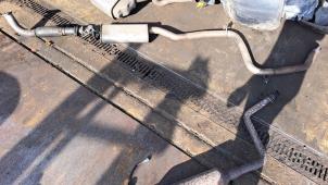 Gebruikte Uitlaat Middendemper Jaguar X-type 2.0 D 16V Prijs € 78,75 Margeregeling aangeboden door Zelissen V.O.F. autodemontage