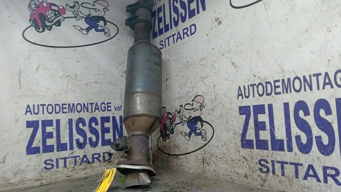 Gebruikte Katalysator Ford Mondeo III 1.8 16V Prijs op aanvraag aangeboden door Zelissen V.O.F. autodemontage