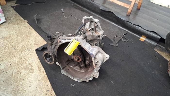 Gebruikte Versnellingsbak Volkswagen Golf IV (1J1) 1.9 TDI 100 Prijs € 393,75 Margeregeling aangeboden door Zelissen V.O.F. autodemontage