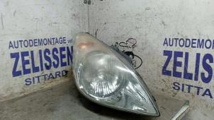 Gebruikte Koplamp rechts Hyundai i20 1.2i 16V Prijs € 131,25 Margeregeling aangeboden door Zelissen V.O.F. autodemontage