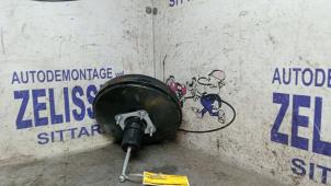 Gebruikte Rembekrachtiger Volkswagen Jetta III (1K2) 2.0 16V FSI Prijs € 78,75 Margeregeling aangeboden door Zelissen V.O.F. autodemontage