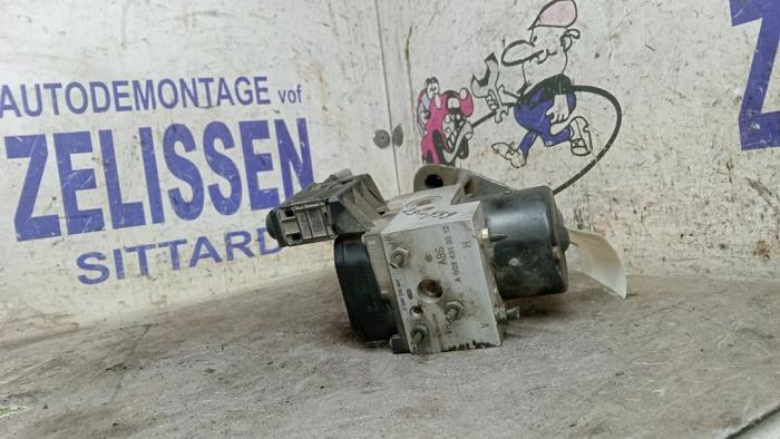 Gebruikte ABS Pomp Mercedes C (W202) 1.8 C-180 16V Prijs € 152,25 Margeregeling aangeboden door Zelissen V.O.F. autodemontage