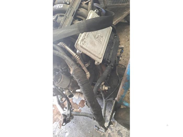 Motor van een Chevrolet Spark (M300) 1.2 16V 2010