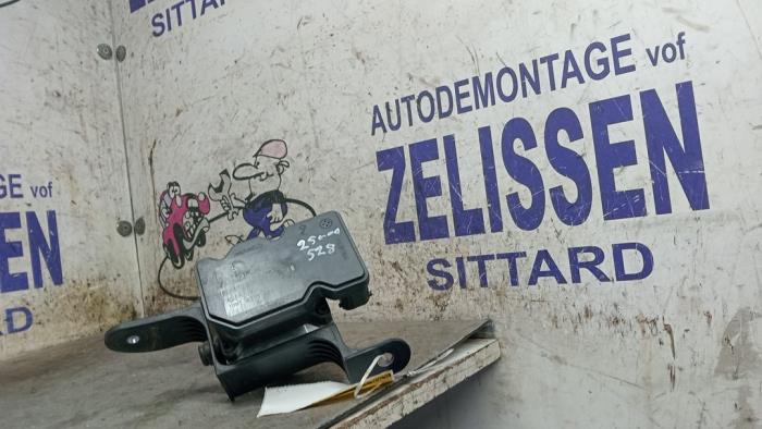 Gebruikte ABS Pomp Chevrolet Spark (M300) 1.2 16V Prijs € 105,00 Margeregeling aangeboden door Zelissen V.O.F. autodemontage