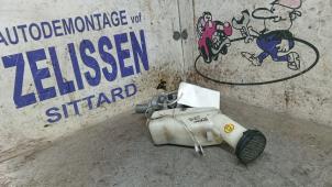 Gebruikte Hoofdremcilinder Chevrolet Spark (M300) 1.2 16V Prijs € 31,50 Margeregeling aangeboden door Zelissen V.O.F. autodemontage