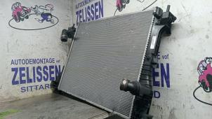 Gebruikte Radiateur Jeep Compass II (MP) 1.3 T4 150 16V Prijs € 189,00 Margeregeling aangeboden door Zelissen V.O.F. autodemontage