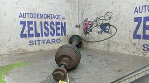 Gebruikte Steekas links-achter Volkswagen Golf V (1K1) 2.0 FSI 16V 4Motion Prijs € 47,25 Margeregeling aangeboden door Zelissen V.O.F. autodemontage