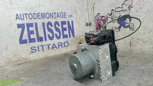 ABS Pomp van een Ford Mondeo IV Wagon  2012