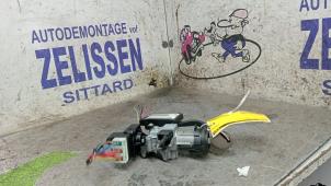 Gebruikte Kontaktslot + Sleutel Jeep Grand Cherokee (WG/WJ) 4.7i V-8 Prijs € 99,75 Margeregeling aangeboden door Zelissen V.O.F. autodemontage