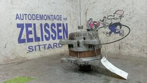 Gebruikte Dynamo Nissan Note (E11) 1.6 16V Prijs € 26,25 Margeregeling aangeboden door Zelissen V.O.F. autodemontage