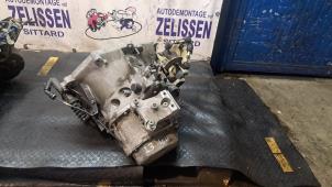Gebruikte Versnellingsbak Citroen C3 Picasso (SH) 1.4 16V VTI 95 Prijs € 367,50 Margeregeling aangeboden door Zelissen V.O.F. autodemontage