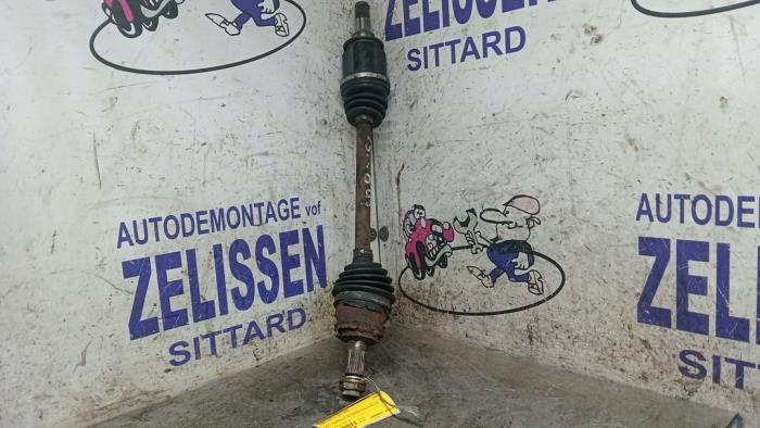 Gebruikte Steekas links-voor Ford Fiesta 6 (JA8) 1.0 Ti-VCT 12V 65 Prijs € 47,25 Margeregeling aangeboden door Zelissen V.O.F. autodemontage