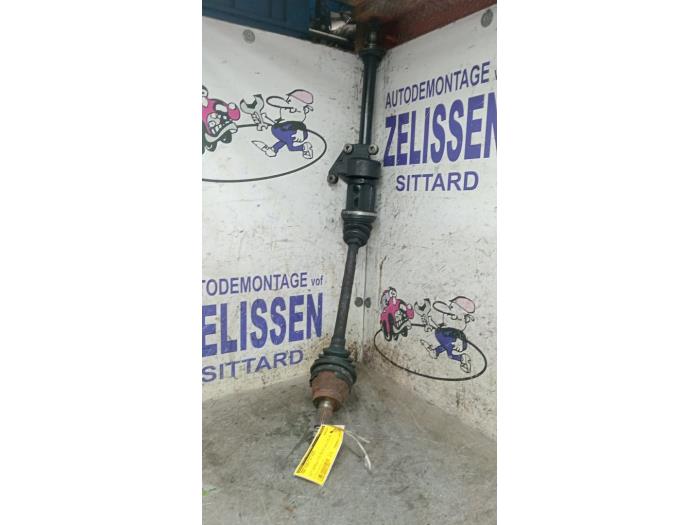 Gebruikte Steekas rechts-voor Ford Fiesta 6 (JA8) 1.0 Ti-VCT 12V 65 Prijs € 47,25 Margeregeling aangeboden door Zelissen V.O.F. autodemontage