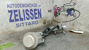 Gebruikte Hoofdremcilinder Mitsubishi Outlander (CU) 2.0 16V 4x2 Prijs € 47,25 Margeregeling aangeboden door Zelissen V.O.F. autodemontage