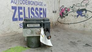 Gebruikte ABS Pomp Nissan Qashqai (J10) 2.0 16V Prijs € 173,25 Margeregeling aangeboden door Zelissen V.O.F. autodemontage