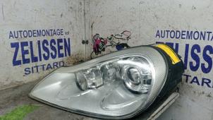 Gebruikte Linker Koplamp Porsche Cayenne (9PA) 4.8 V8 32V S Prijs € 997,50 Margeregeling aangeboden door Zelissen V.O.F. autodemontage
