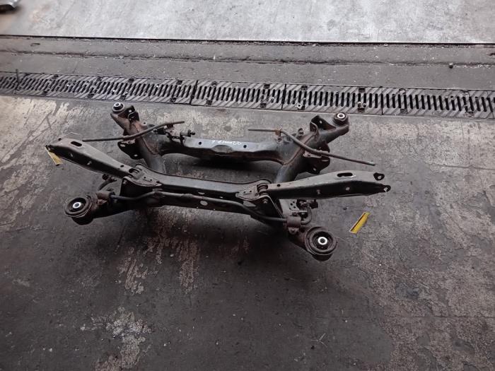 Gebruikte Subframe Lexus IS 250 Prijs € 157,50 Margeregeling aangeboden door Zelissen V.O.F. autodemontage