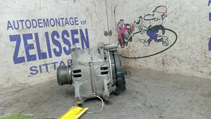Gebruikte Dynamo Audi A4 Prijs € 40,00 Margeregeling aangeboden door Zelissen V.O.F. autodemontage
