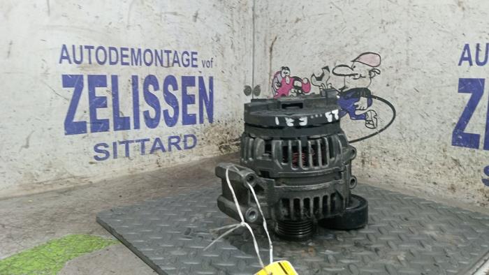 Gebruikte Dynamo BMW 3 serie Touring (E46/3) 316i 16V Prijs € 42,00 Margeregeling aangeboden door Zelissen V.O.F. autodemontage