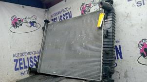 Gebruikte Radiateur Opel Antara (LA6) 2.4 16V 4x4 Prijs € 63,00 Margeregeling aangeboden door Zelissen V.O.F. autodemontage